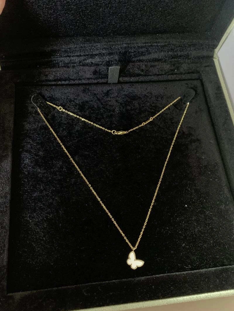 Classic Chanel Necklaces 225916