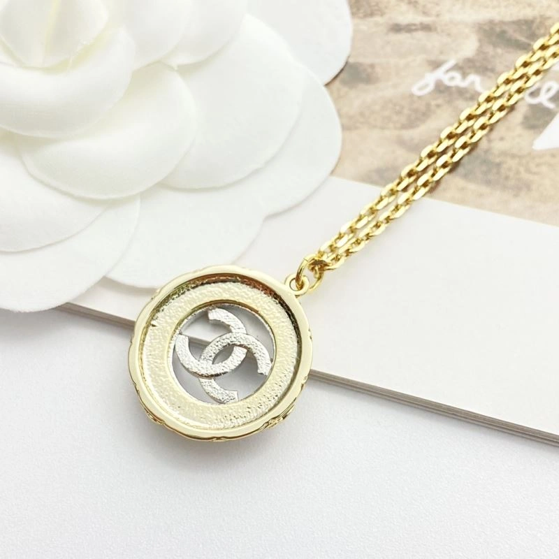 Modern Chanel Necklaces 225865