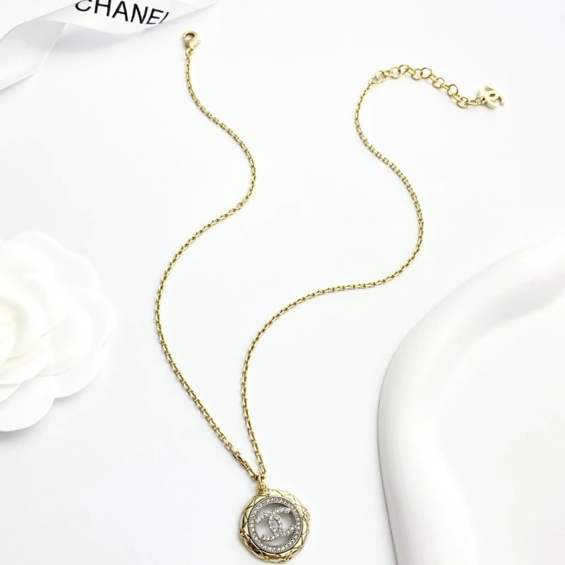 Modern Chanel Necklaces 225865