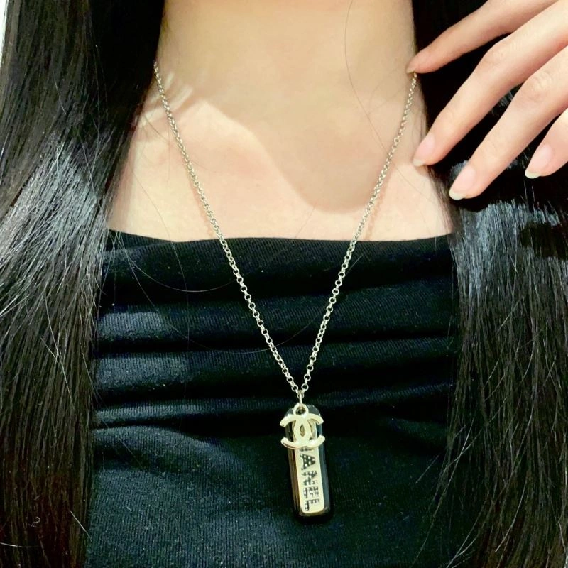 HighPerformance Chanel Necklaces 225869