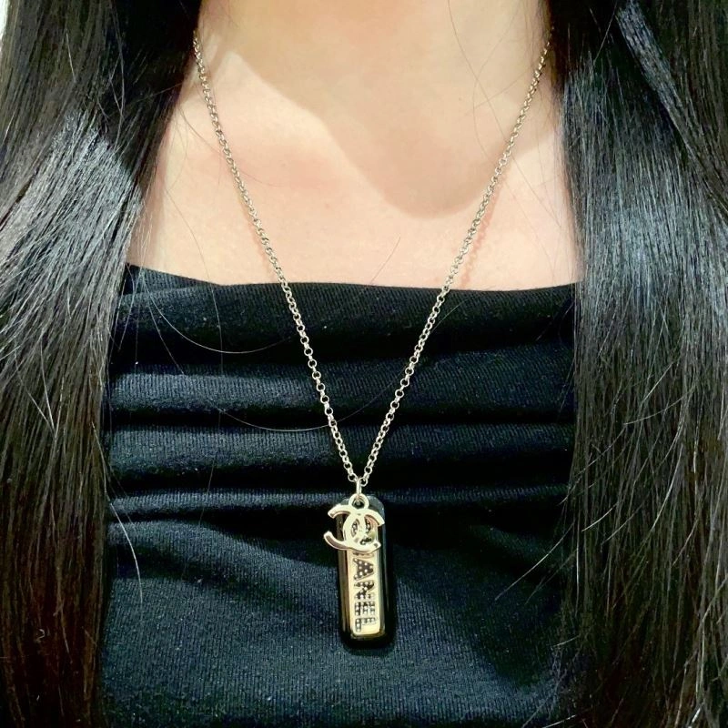 HighPerformance Chanel Necklaces 225869