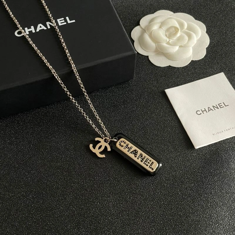 HighPerformance Chanel Necklaces 225869