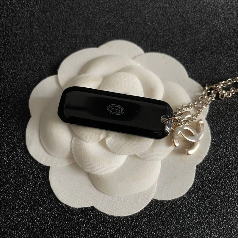 HighPerformance Chanel Necklaces 225869