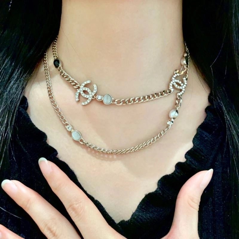 Chanel Necklaces Elegant 225846