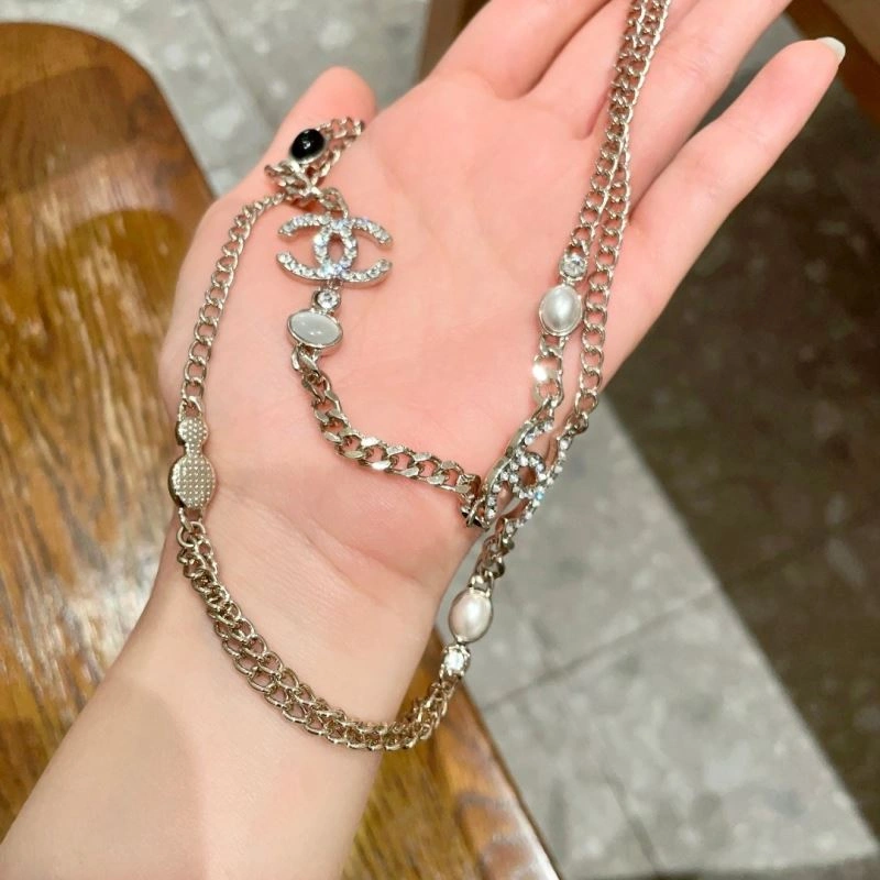 Chanel Necklaces Elegant 225846