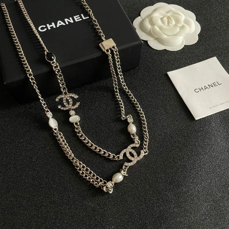 Chanel Necklaces Elegant 225846