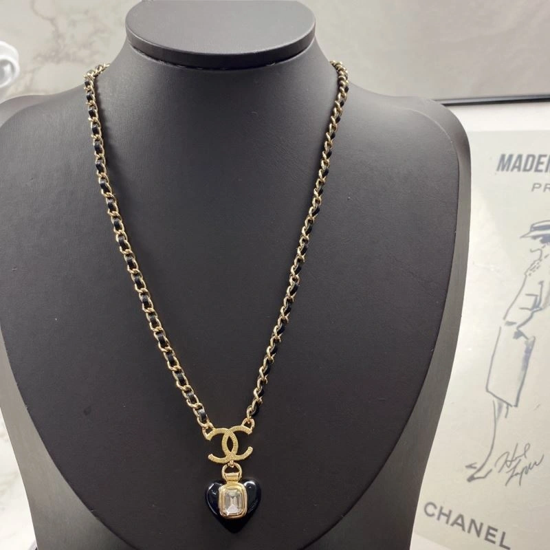 Chanel Necklaces Supportive 225847