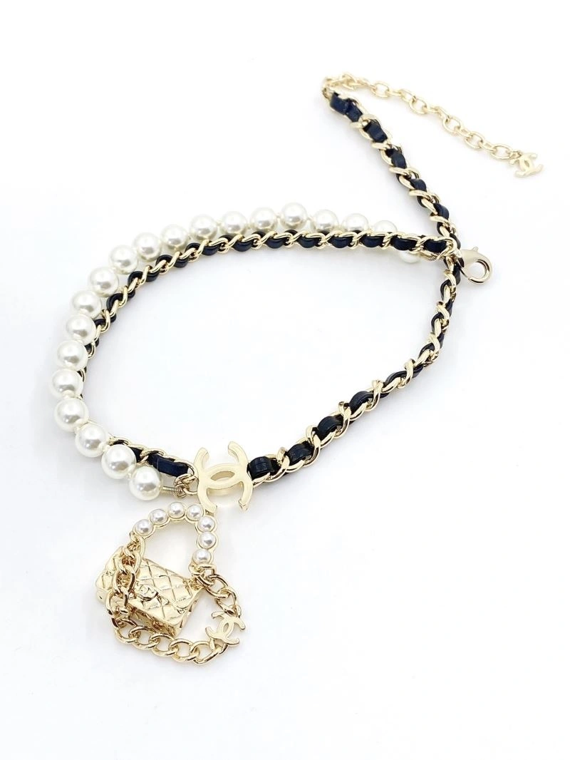 Contemporary Chanel Necklaces 225817
