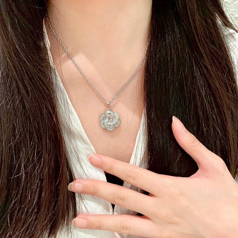 Chanel Necklaces Casual 225835