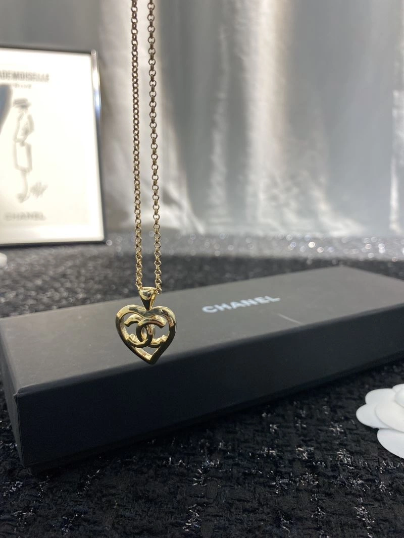 Affordable Chanel Necklaces 225823