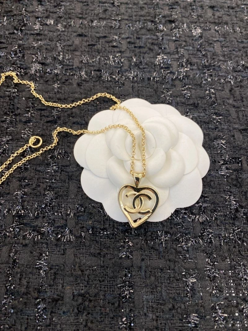Affordable Chanel Necklaces 225823