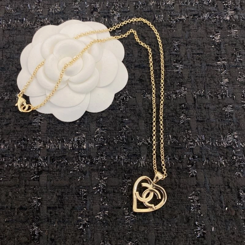 Affordable Chanel Necklaces 225823