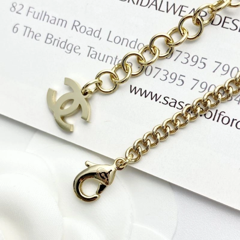 FashionForward Chanel Necklaces 225863