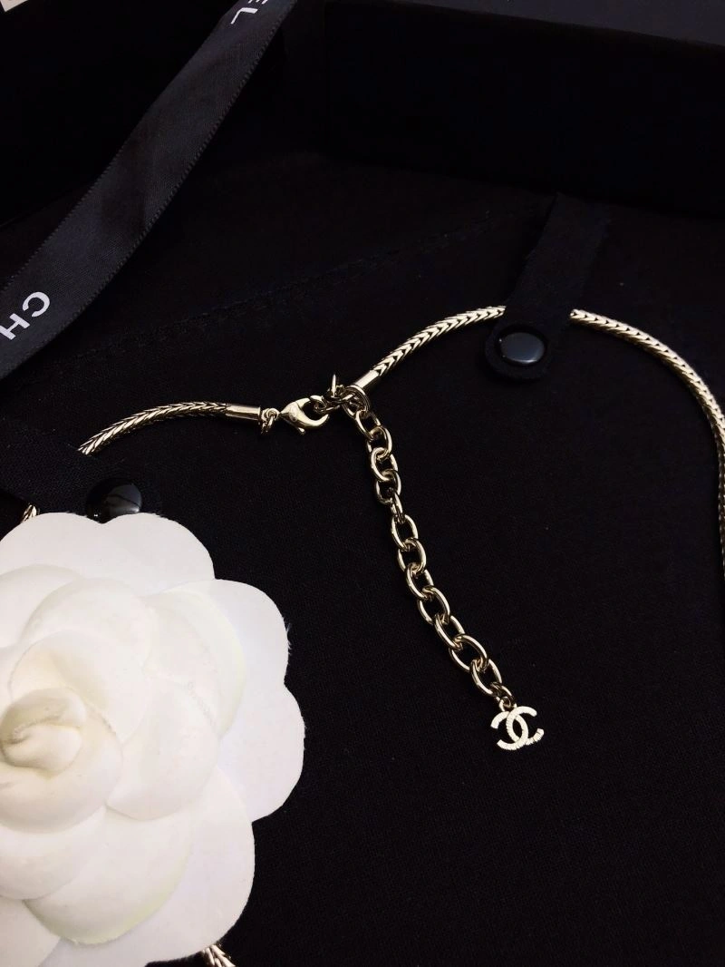 RelaxedFit Chanel Necklaces 225807