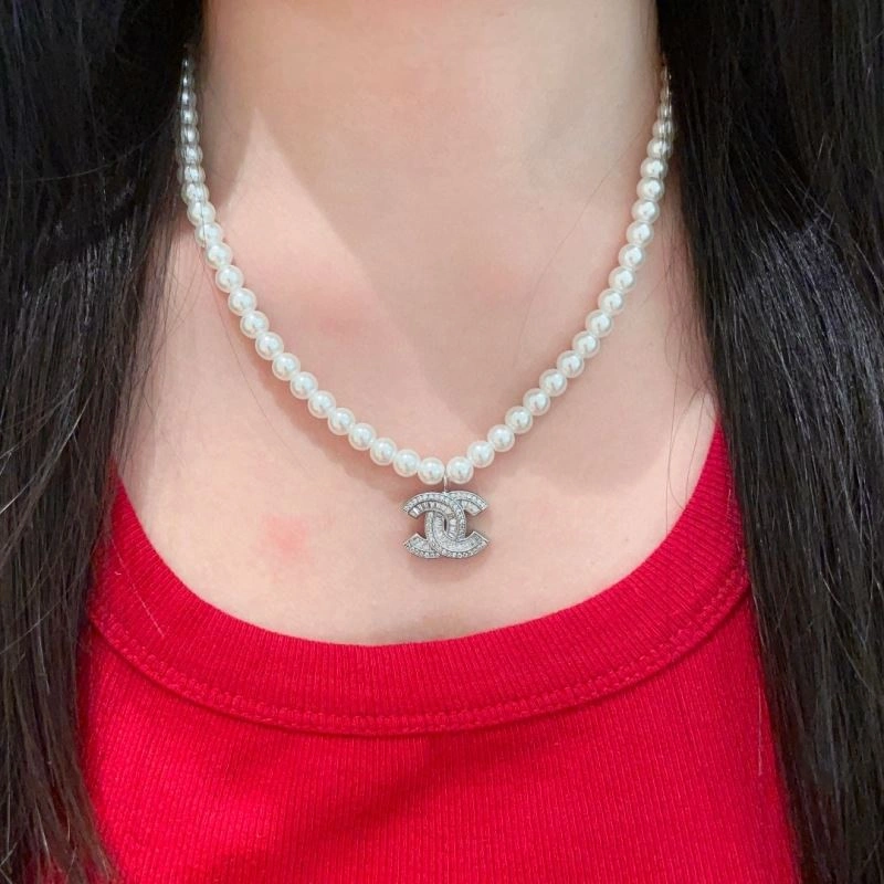 Chanel Necklaces Vibrant 225809
