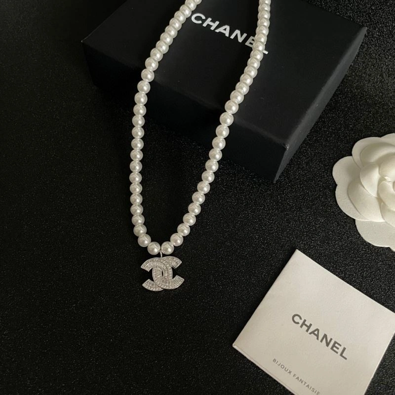 Chanel Necklaces Vibrant 225809