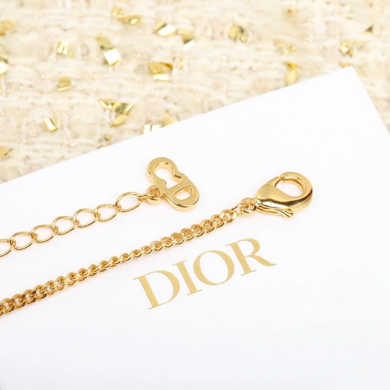 Flexible Chanel Necklaces 225853
