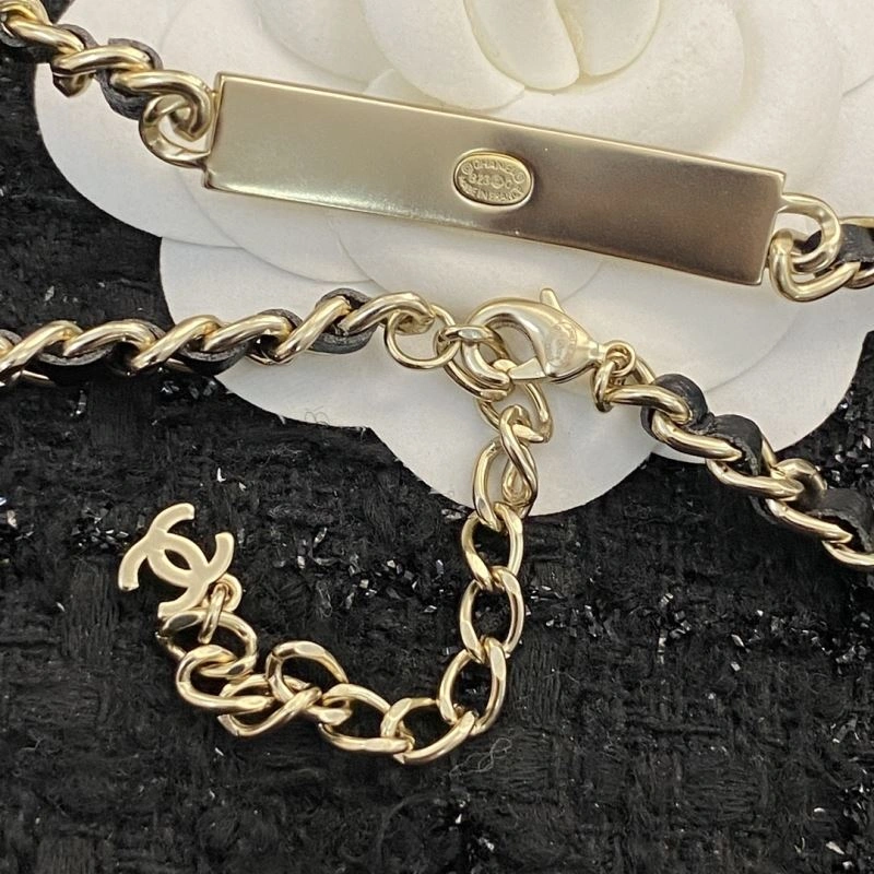 Sporty Chanel Necklaces 225804