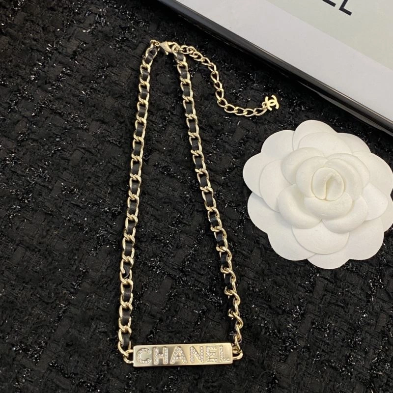 Sporty Chanel Necklaces 225804