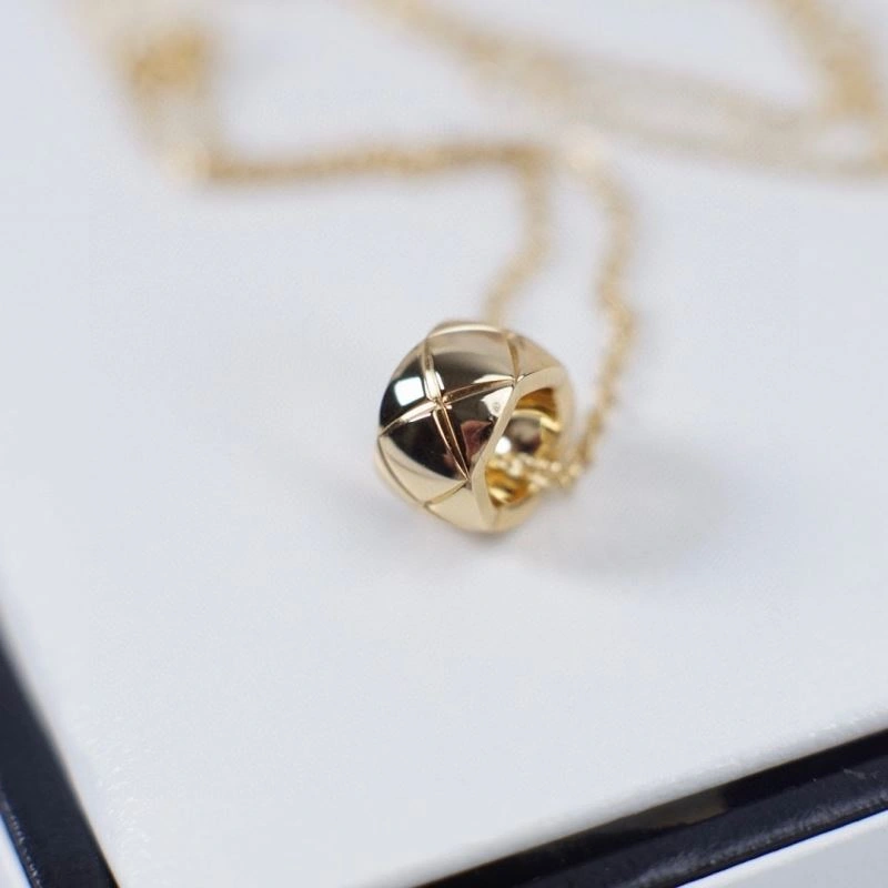 Resilient Chanel Necklaces 225836