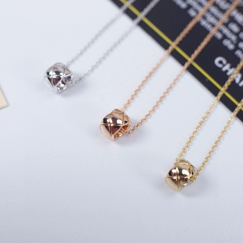 Resilient Chanel Necklaces 225836