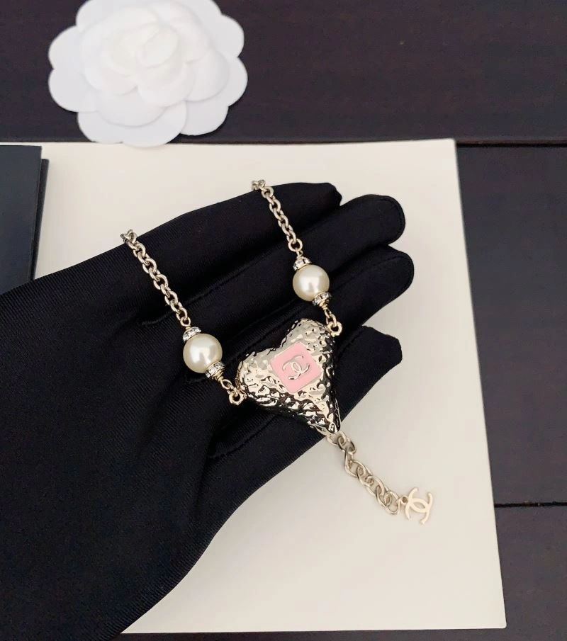 Premium Chanel Necklaces 225773