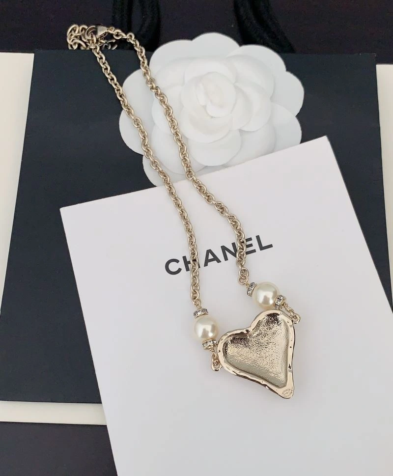 Premium Chanel Necklaces 225773