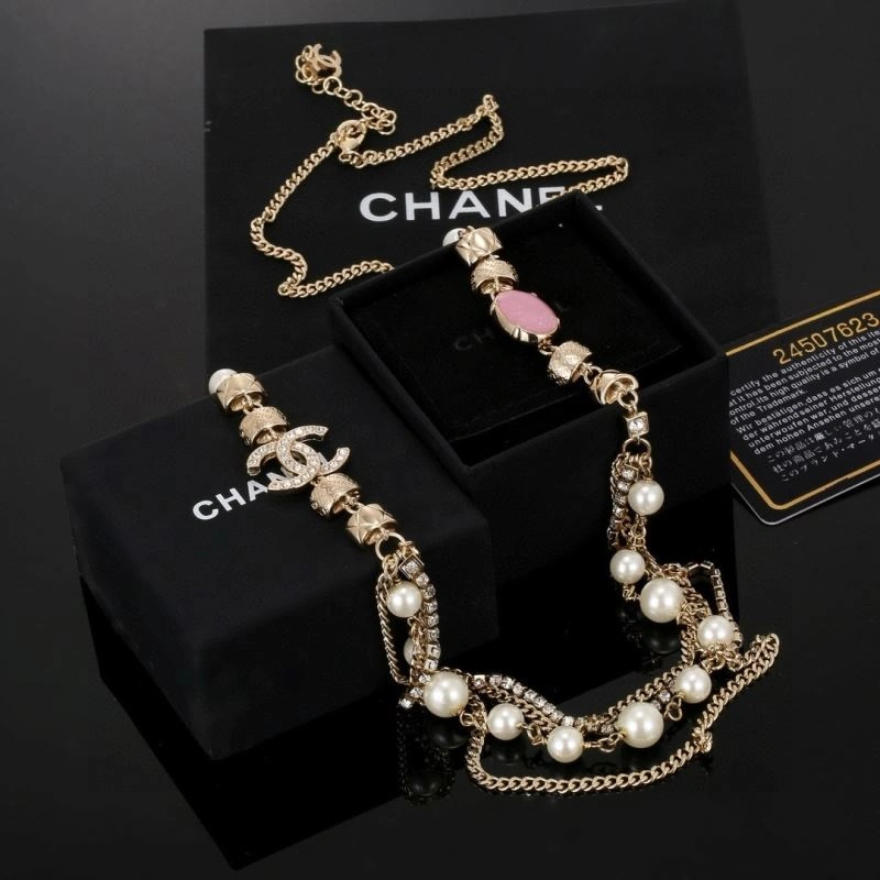 Chanel Necklaces Bold 225792