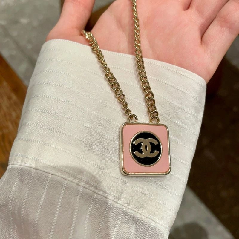 Chanel Necklaces Refined 225769