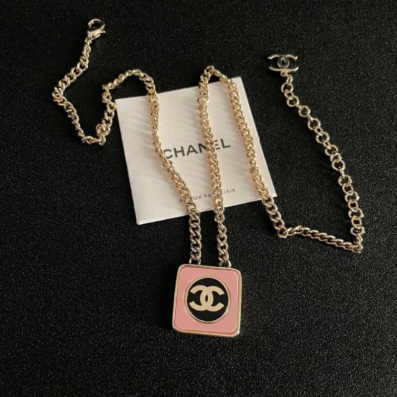 Chanel Necklaces Refined 225769