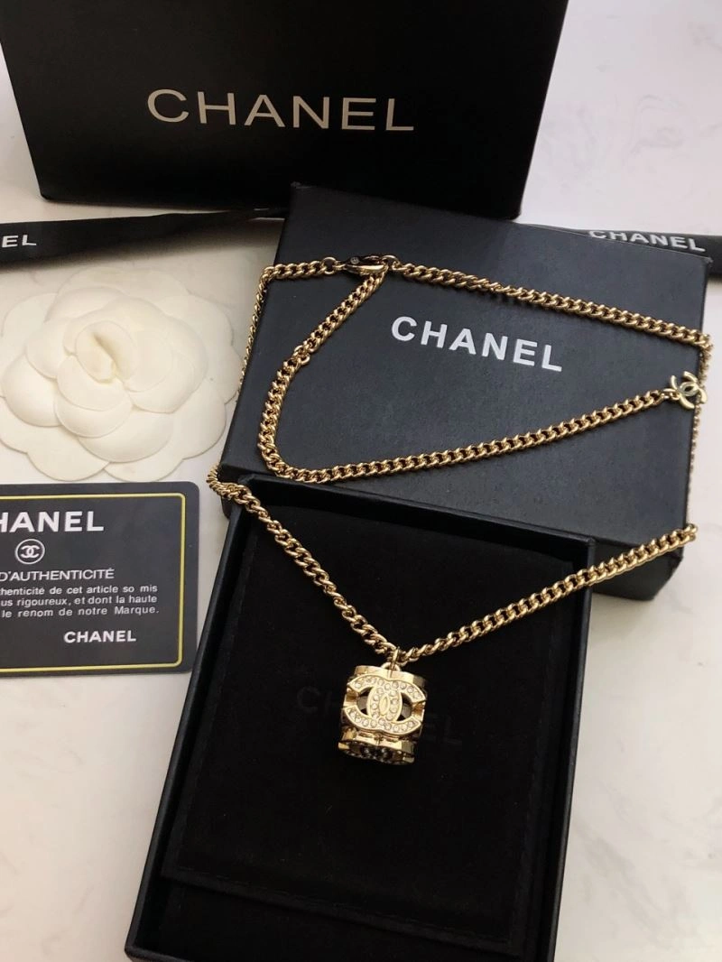 SmoothTexture Chanel Necklaces 225749