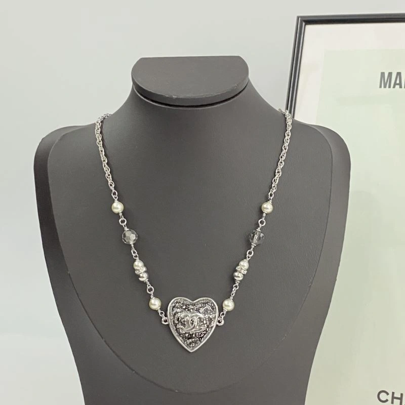 Comfortable Chanel Necklaces 225765