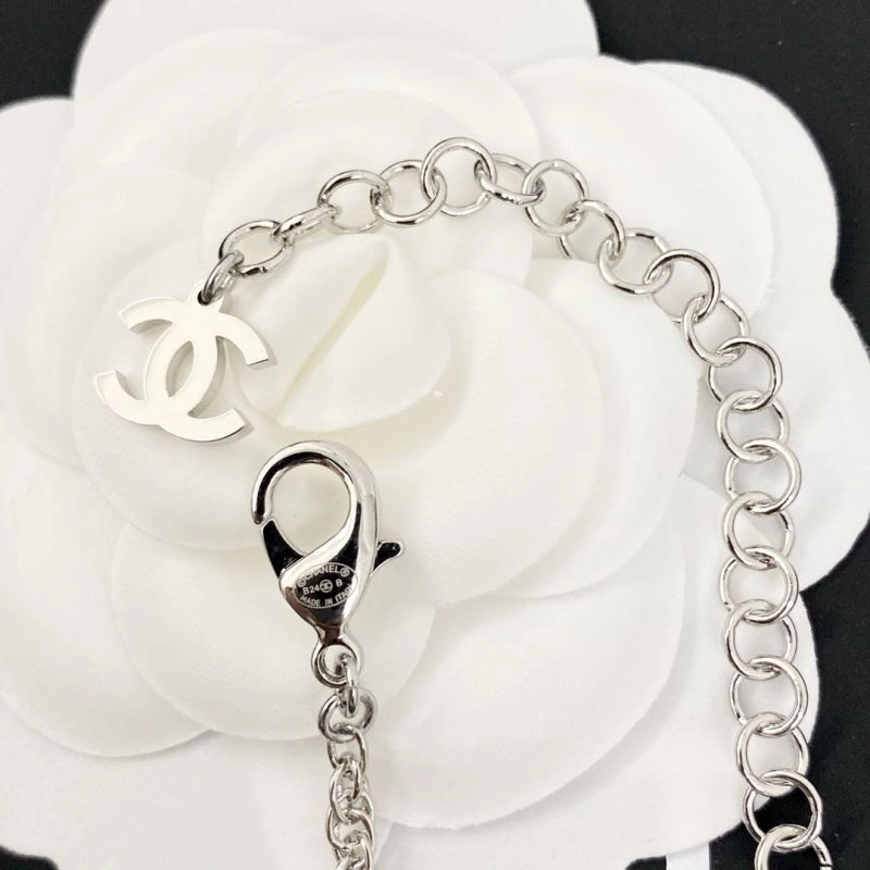 Comfortable Chanel Necklaces 225765