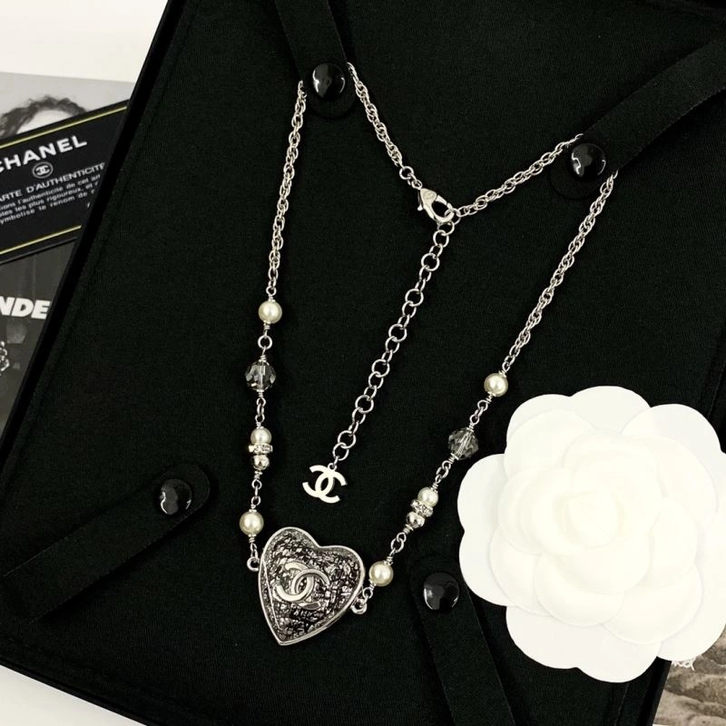 Comfortable Chanel Necklaces 225765