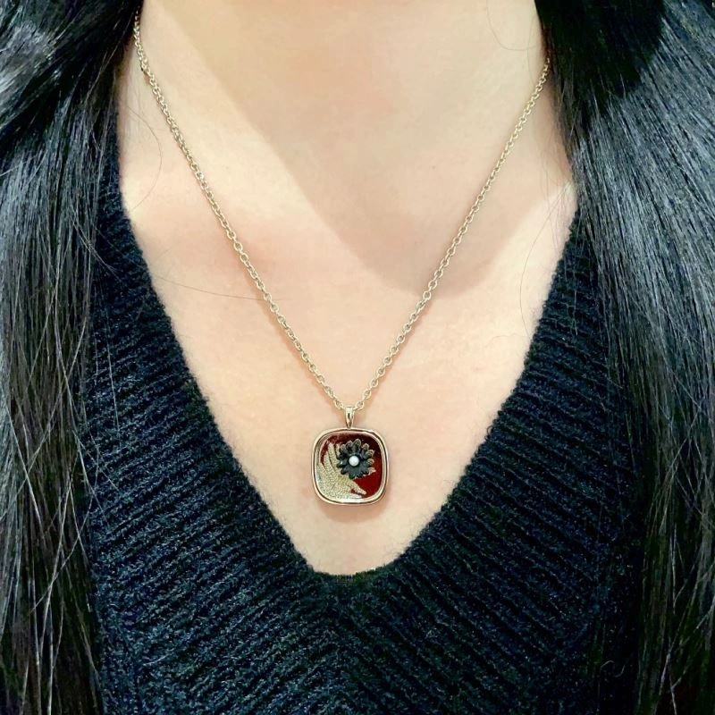 Chanel Necklaces WellDesigned 225755