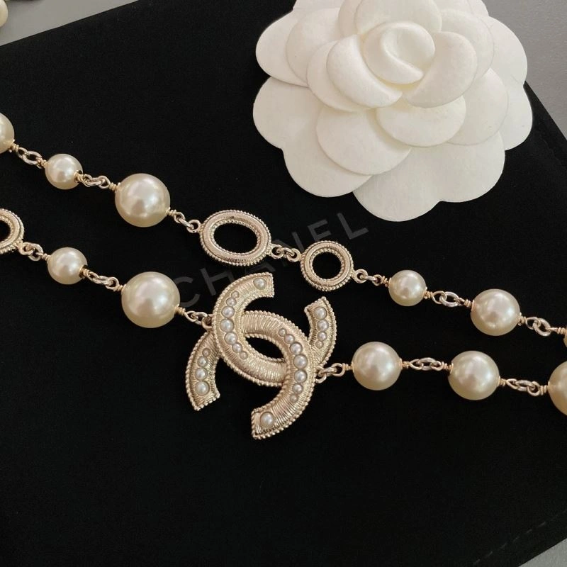 Tailored Chanel Necklaces 225753