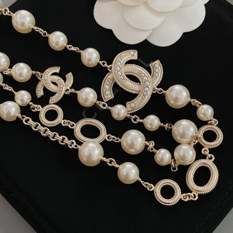 Tailored Chanel Necklaces 225753