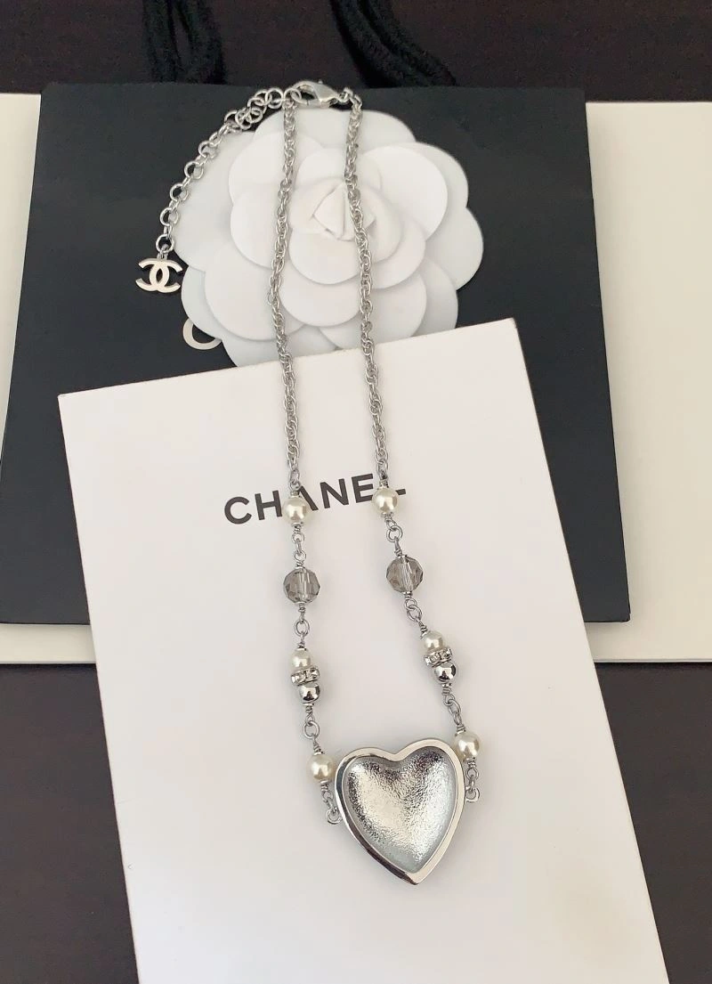 Chanel Necklaces Effortless 225743