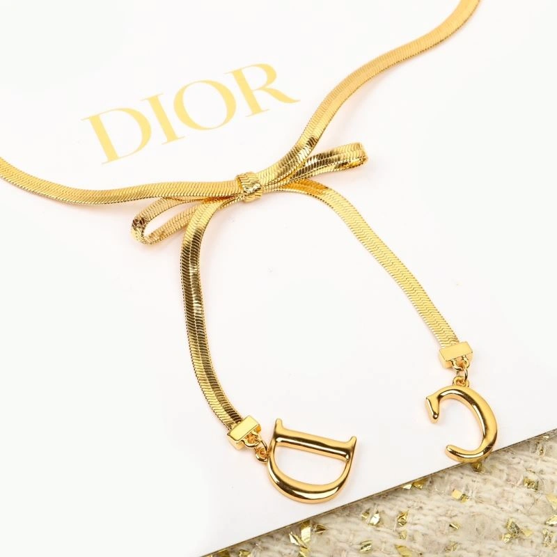 FashionForward Chanel Necklaces 225751