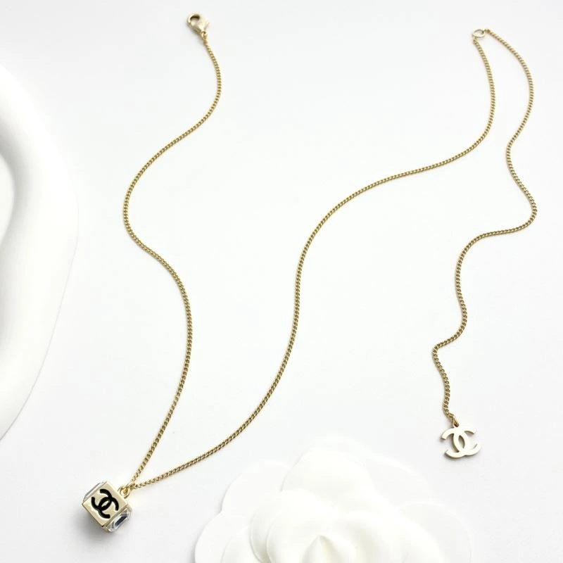 ZipUp Chanel Necklaces 225802
