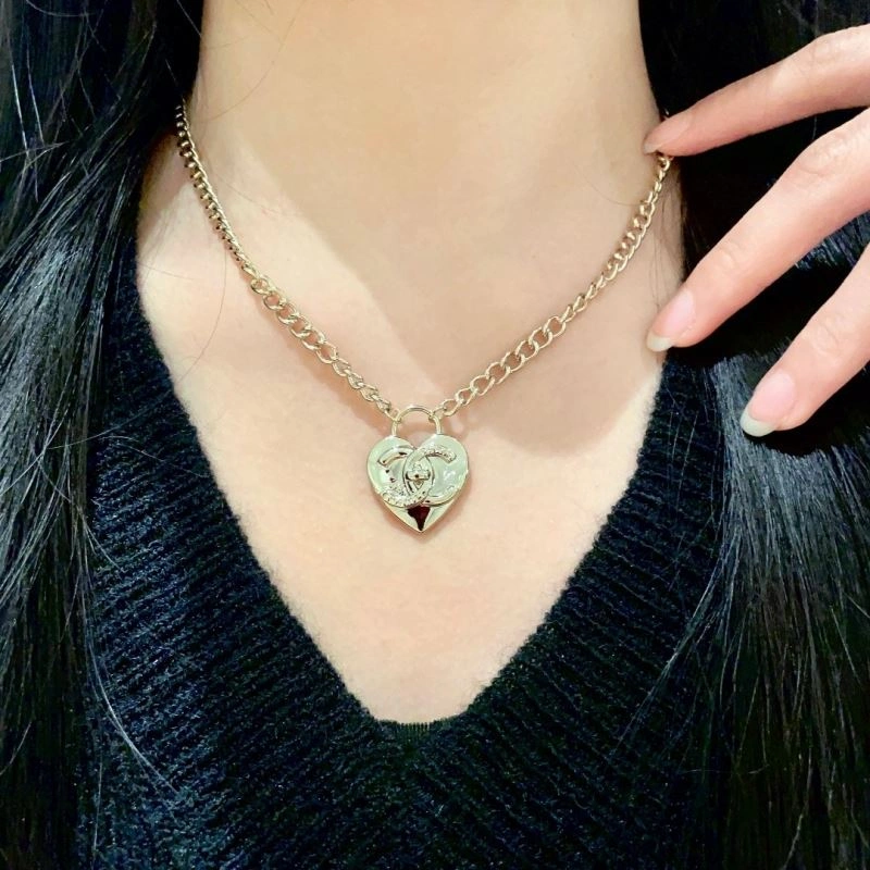 Breathable Chanel Necklaces 225747