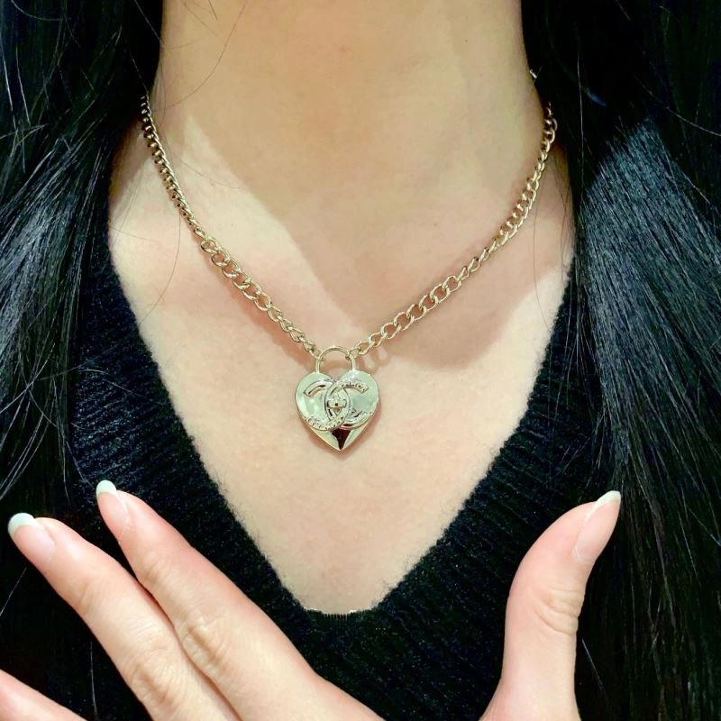 Breathable Chanel Necklaces 225747