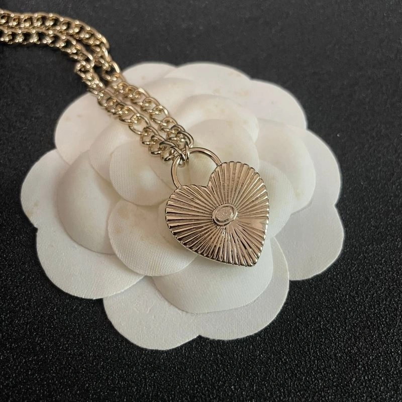Breathable Chanel Necklaces 225747