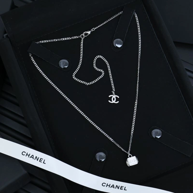 NewStyle Chanel Necklaces 225744