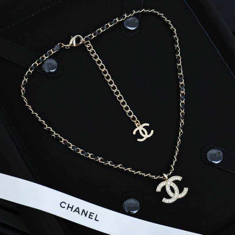Chic Chanel Necklaces 225736