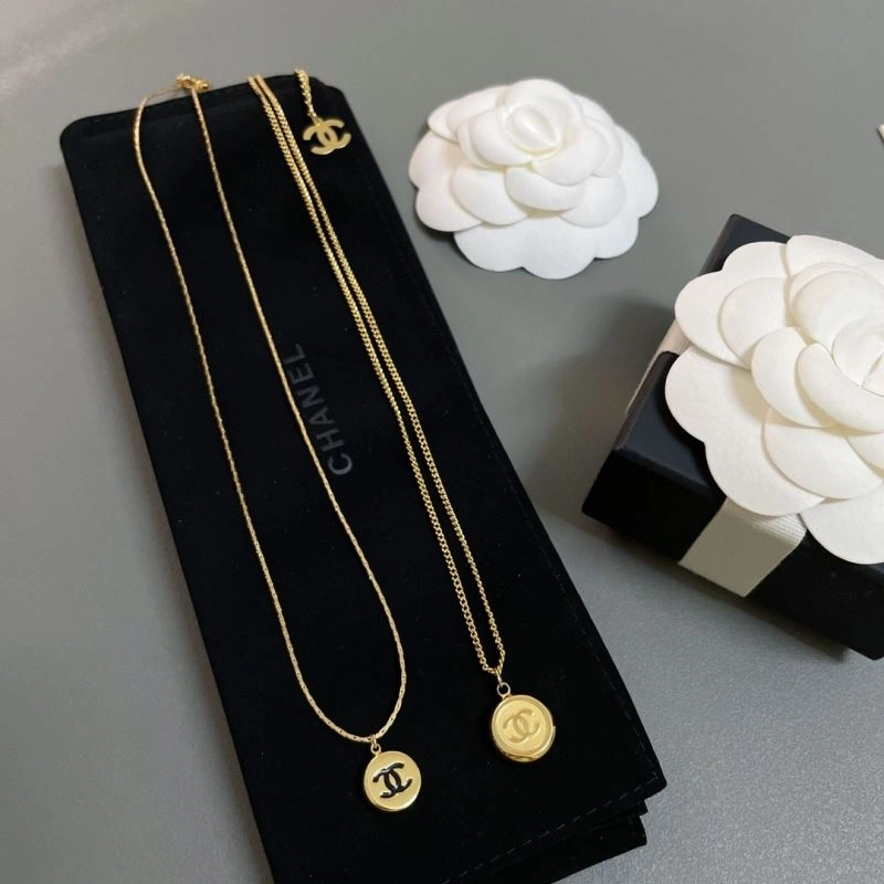 Premium Chanel Necklaces 225732