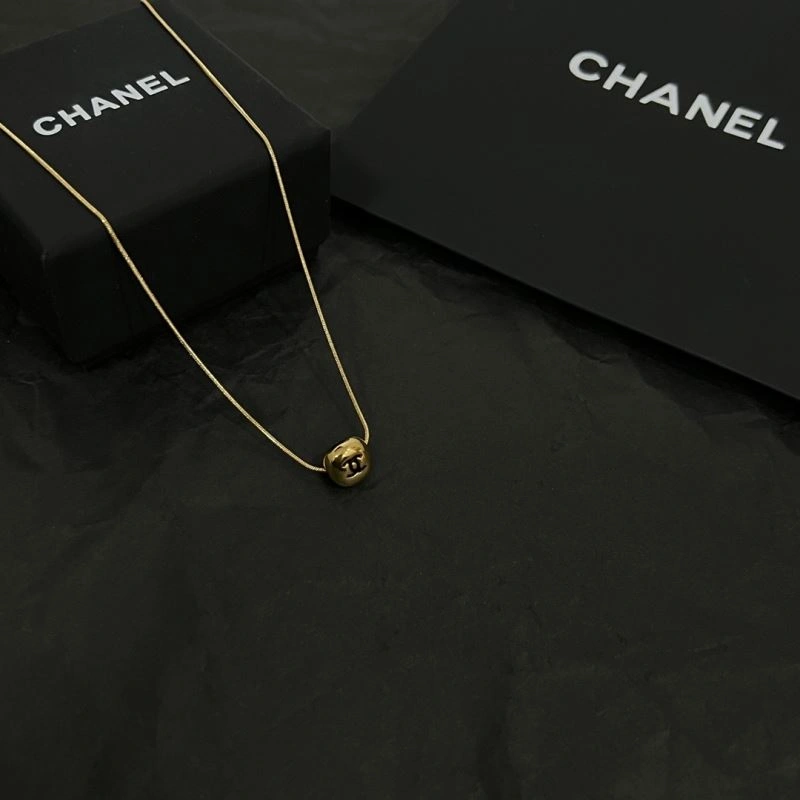 Refined Chanel Necklaces 225724