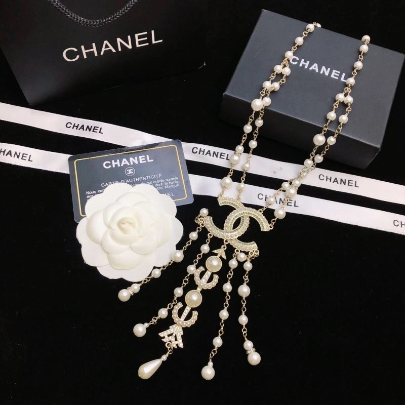 Neat Chanel Necklaces 225711