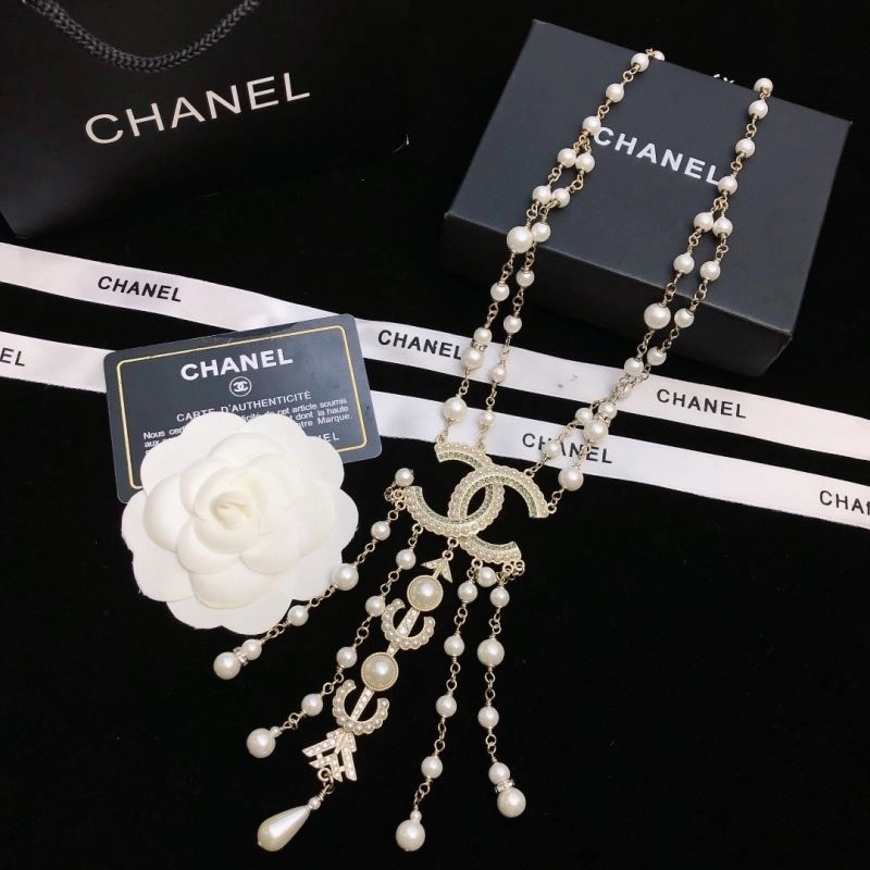Neat Chanel Necklaces 225711