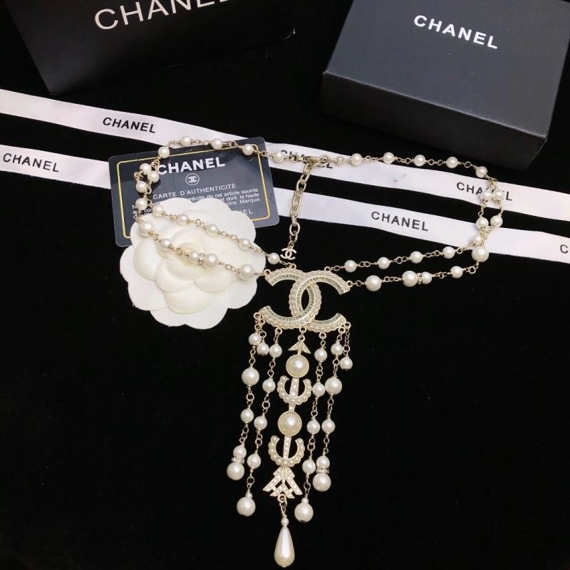 Neat Chanel Necklaces 225711